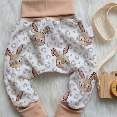 Mitwachshose Hase mit Leo - Größe wählbar