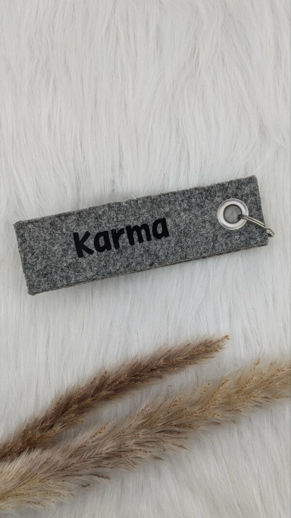 Schlüsselband "KARMA"