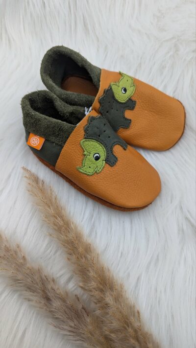 Kinder-Hausschuhe Trixie der Triceratops Gr. 26/27
