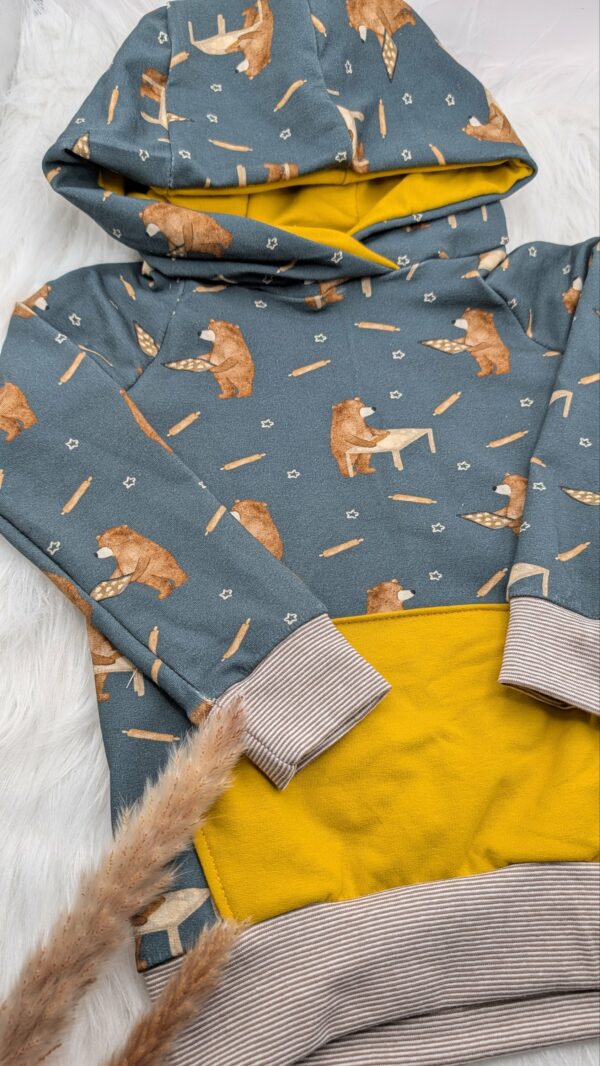Hoodie Wihnachtsbär beim Backen 3-4 Jahre (Gr.104) – Bild 2