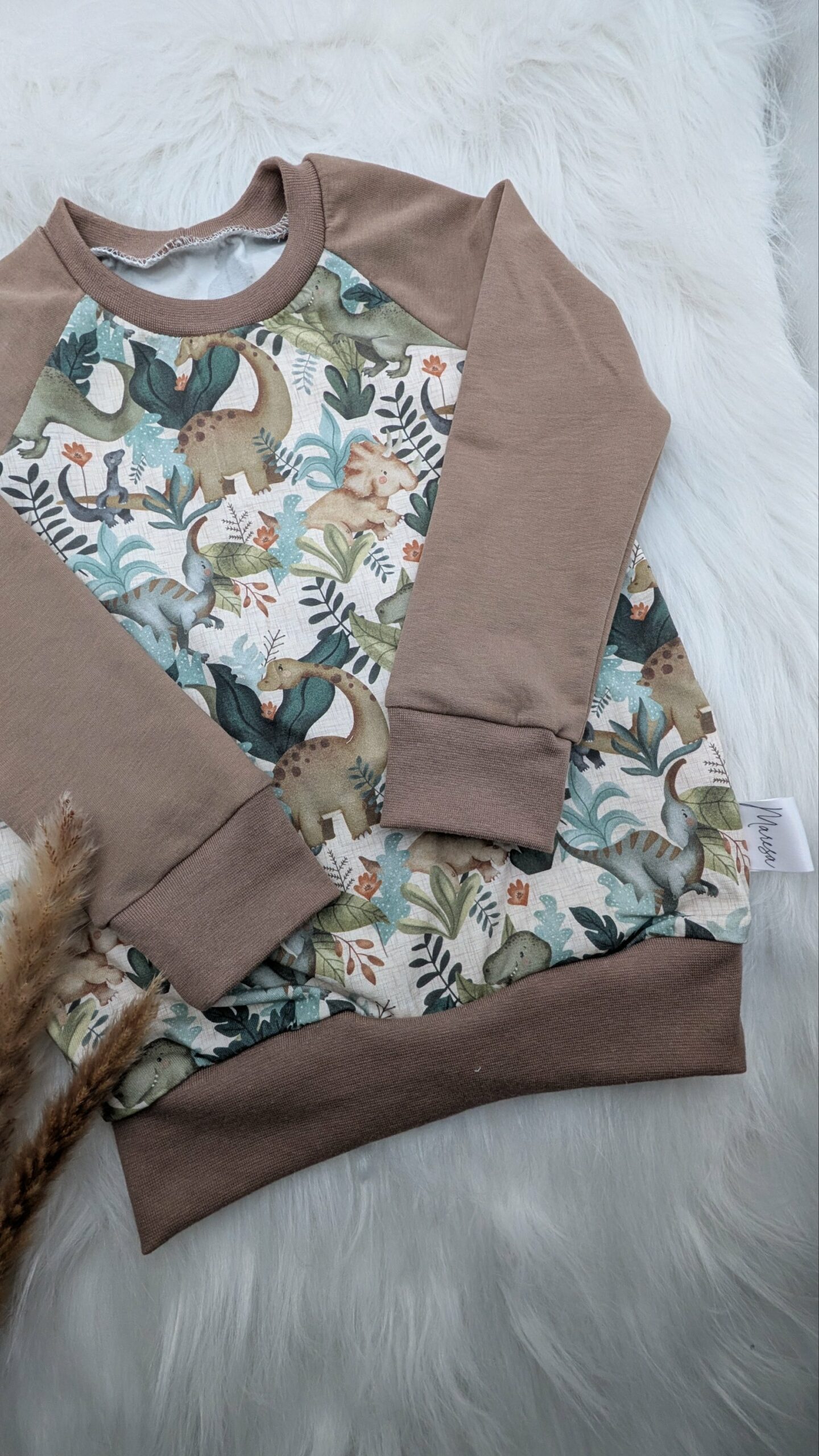 Pullover Dino 3-4 Jahre (Gr. 104) – Bild 2