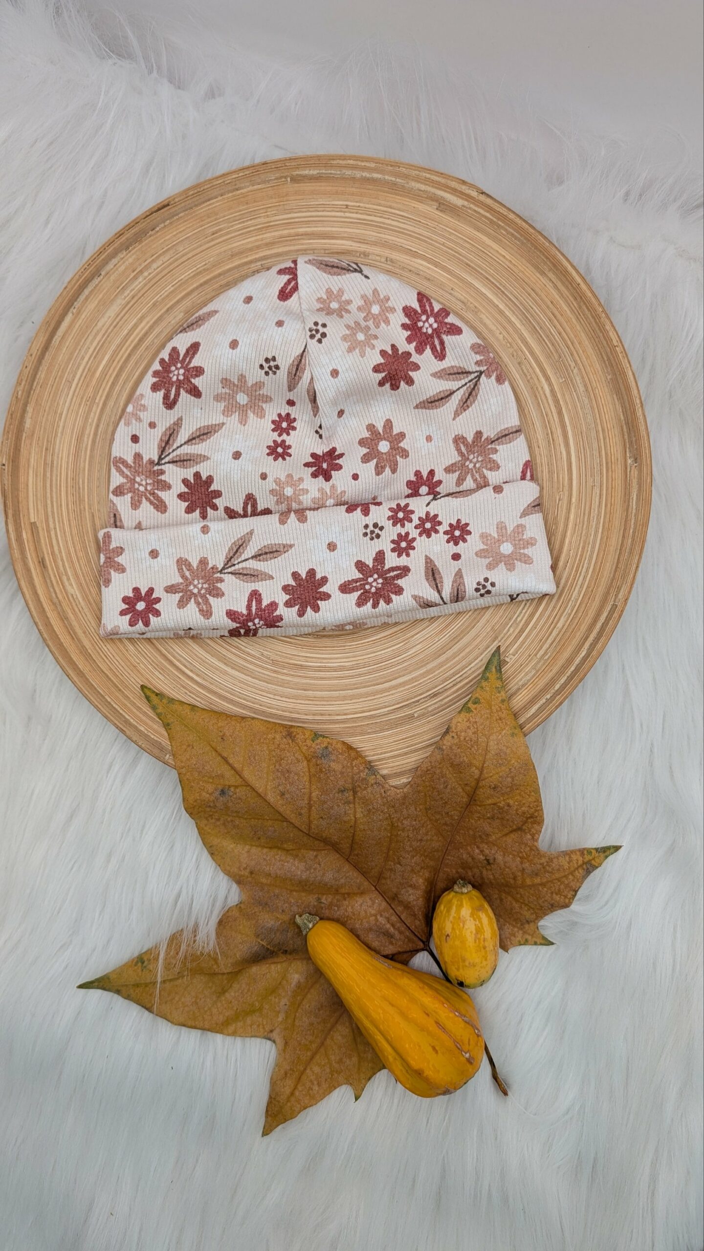 Ripp-Beanie Herbstblumen KU 54 cm