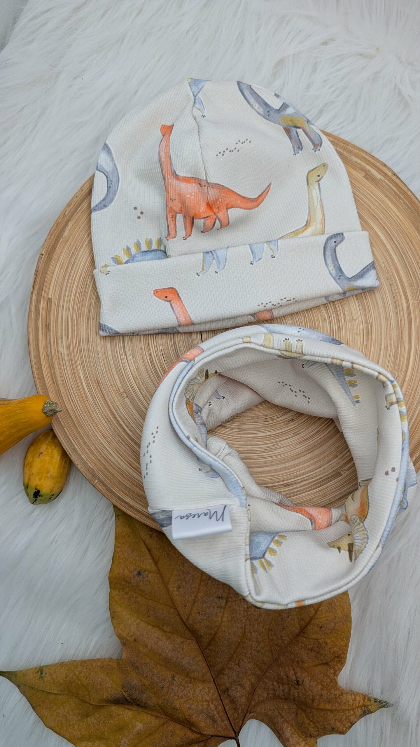 Dino Ripp-Beanie mit Loop KU 46 cm – Bild 2