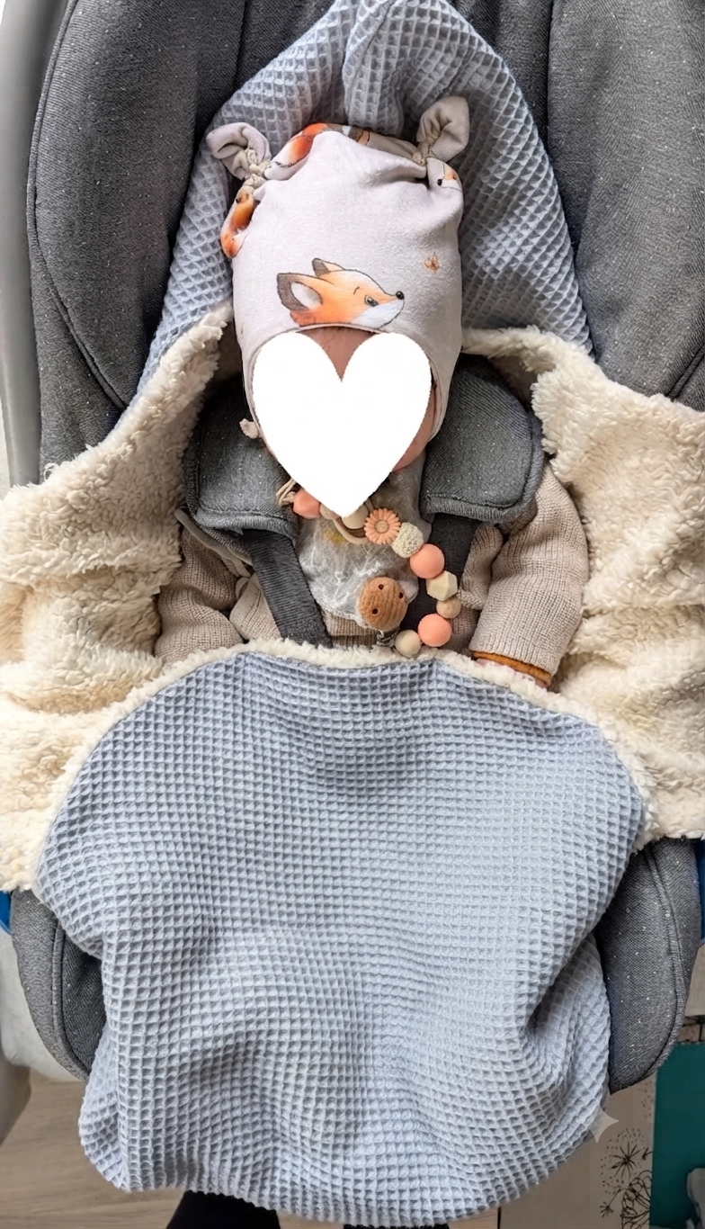 Bio Einschlagdecke für Auto-Babyschale konfigurierbar – Bild 2