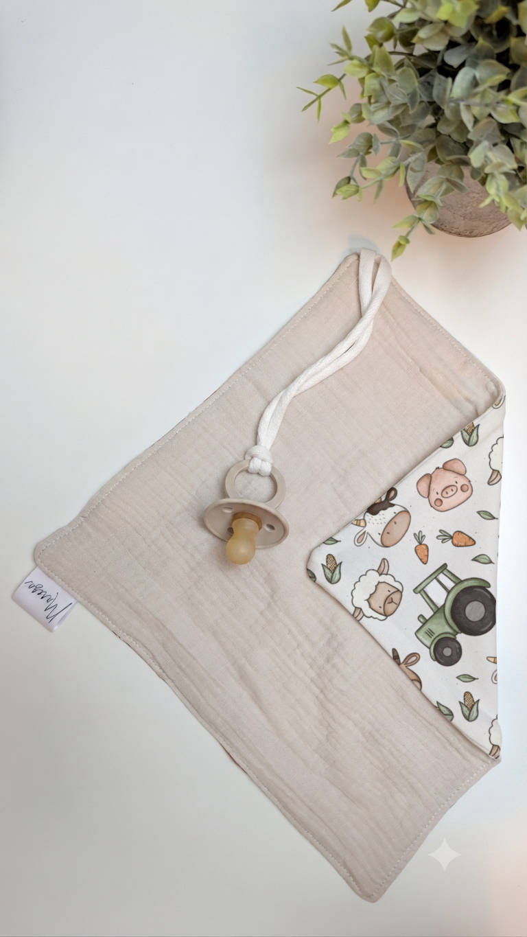 Schnullertuch beige - Design wählbar – personalisierbar